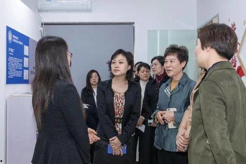 赴又廷家庭背景